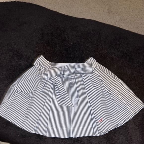 Abercrombie & Fitch Dresses & Skirts - Hollister pleated mini skirt
